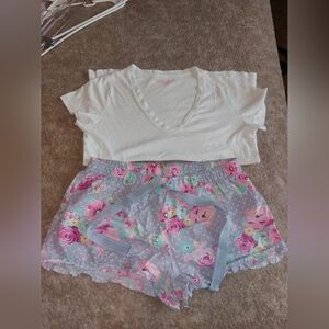 Jenni White and Purple Floral Pajama Set Size: M